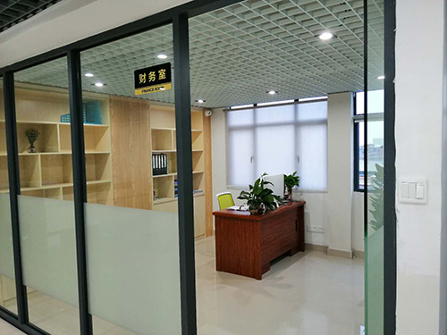 财务室